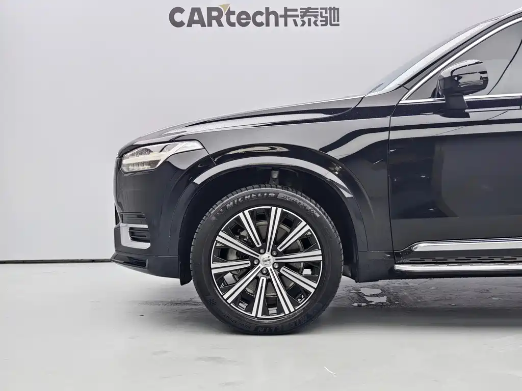 Volvo XC90 2022 — фото 6