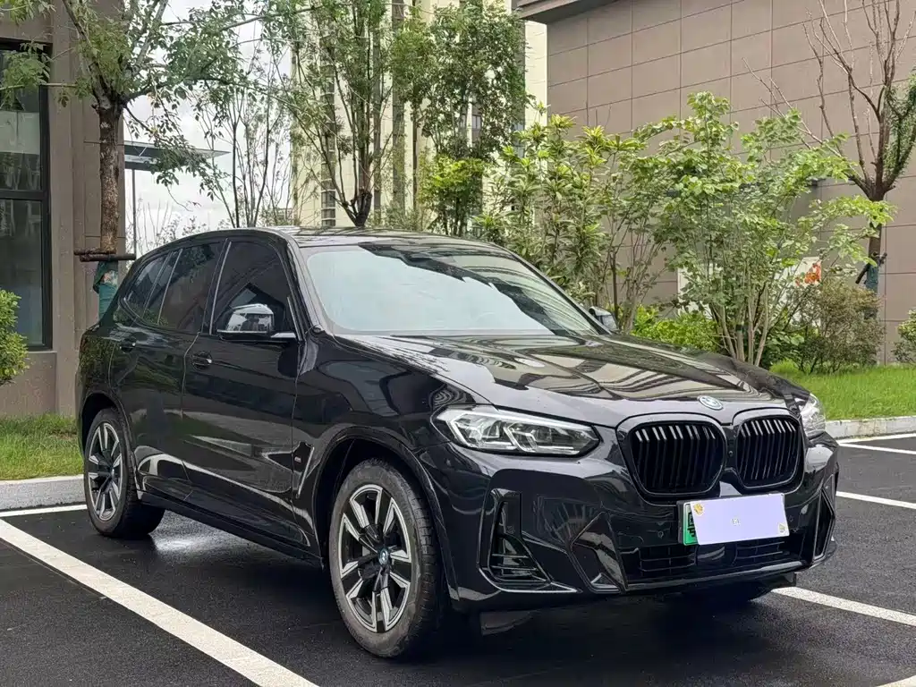 BMW iX3 2023 — фото 3