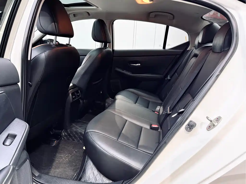 Nissan Sylphy 2020 — фото 10