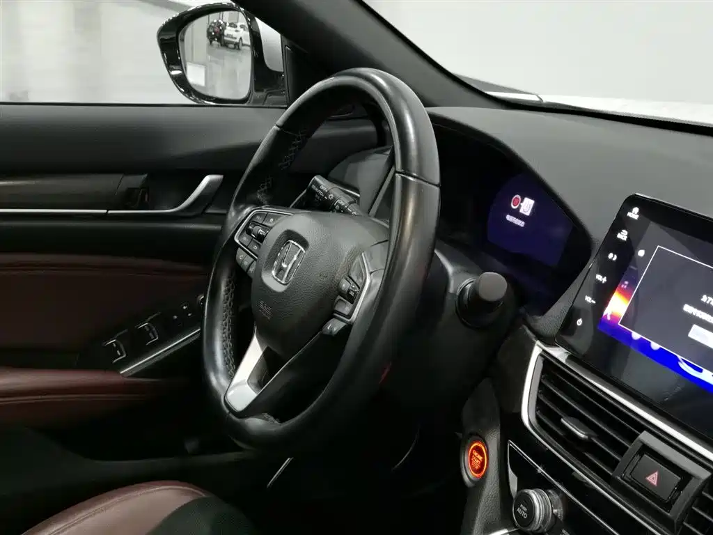 Honda Inspire 2023 — фото 22
