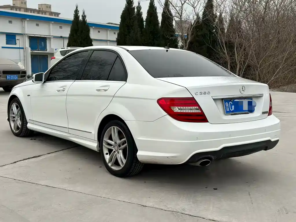 Mercedes-Benz C-Class 2014 — фото 3