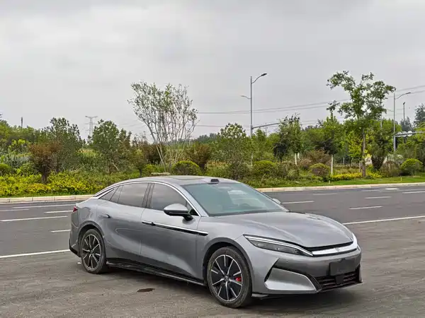 BYD Han L 2026
