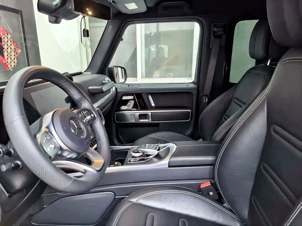 Mercedes-Benz G-Class 2023