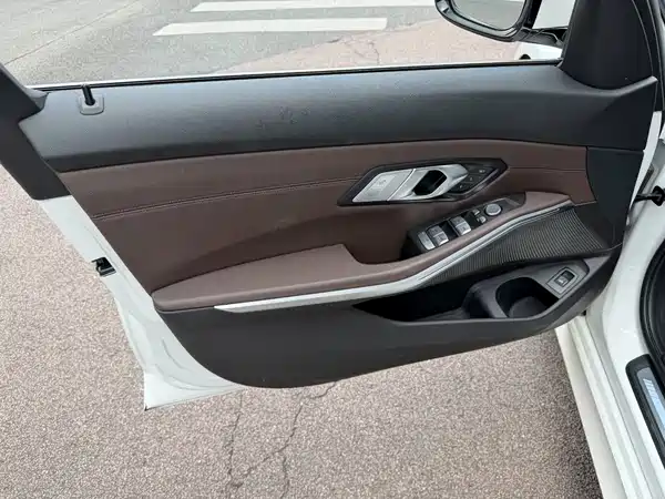 BMW 3 Series 2022