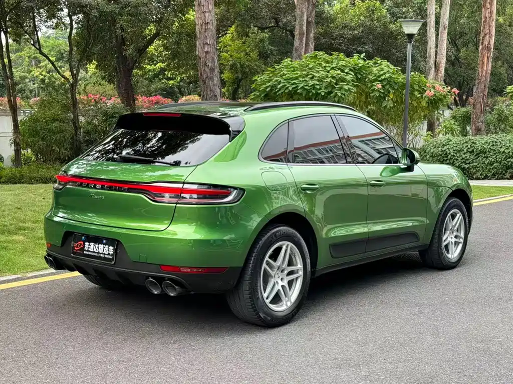 Porsche Macan 2022 — фото 16