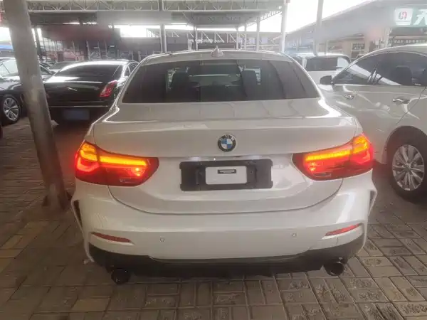 BMW 1 Series 2021