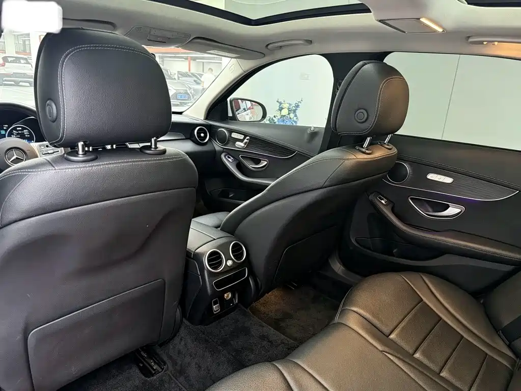 Mercedes-Benz C-Class 2020 — фото 9