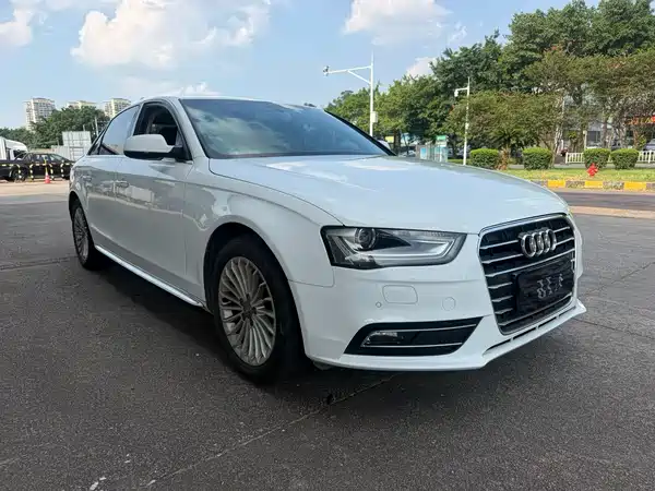 Audi A4L 2016