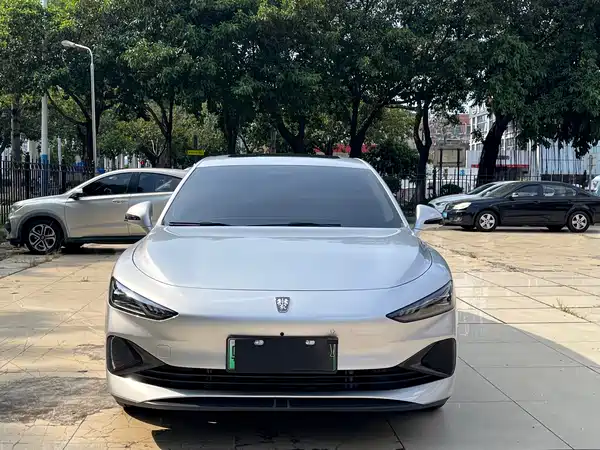 Roewe D7 2025