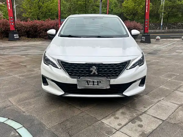 Peugeot 408 2020