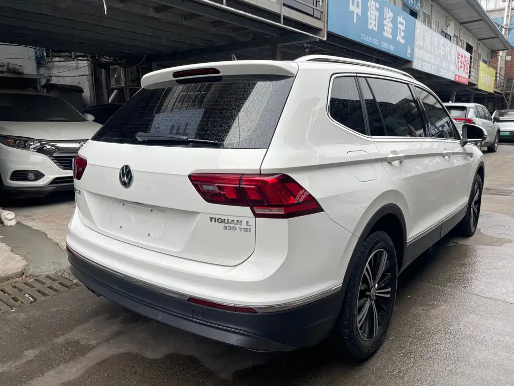 Volkswagen Tiguan L 2019 — фото 18
