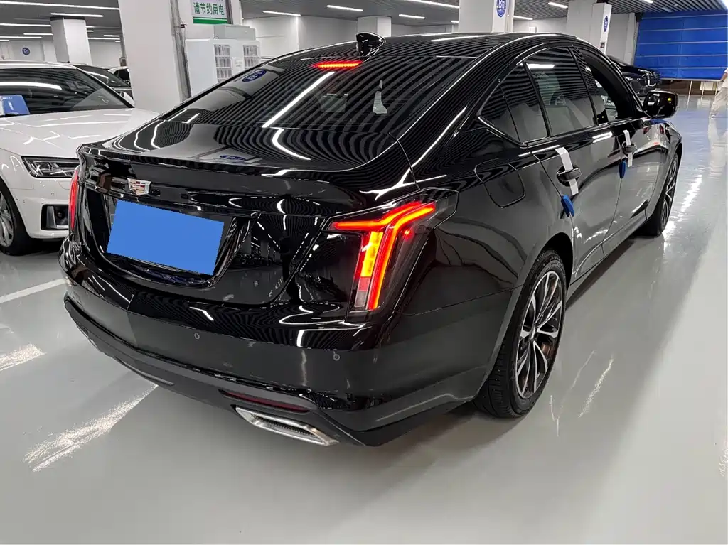 Cadillac CT5 2023 — фото 18