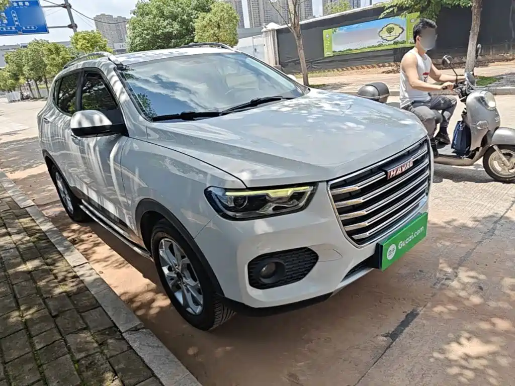 Haval H2s 2017 — фото 4