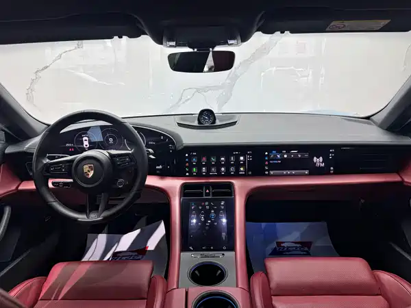 Porsche Taycan 2020