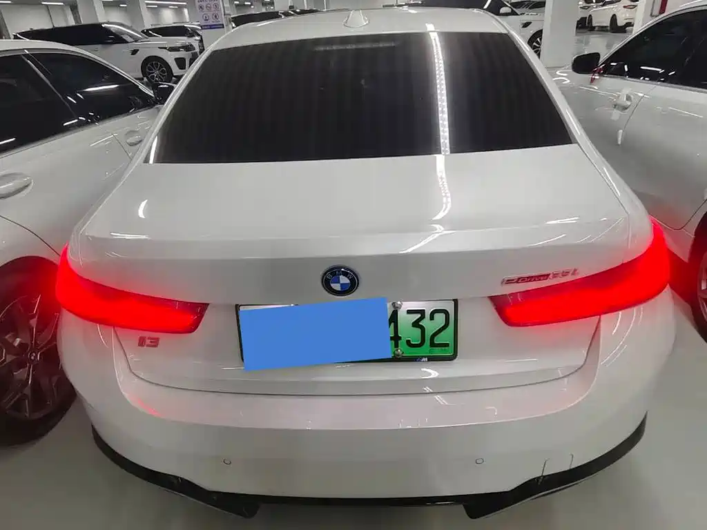 BMW i3 2025