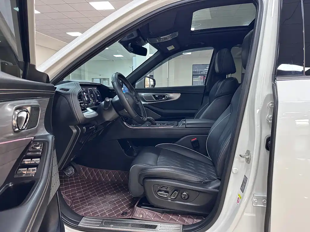 GAC Trumpchi GS8 2023 — фото 4