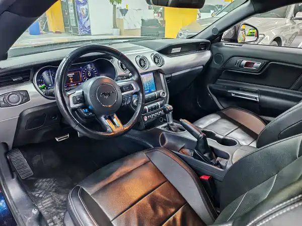 Ford Mustang 2021