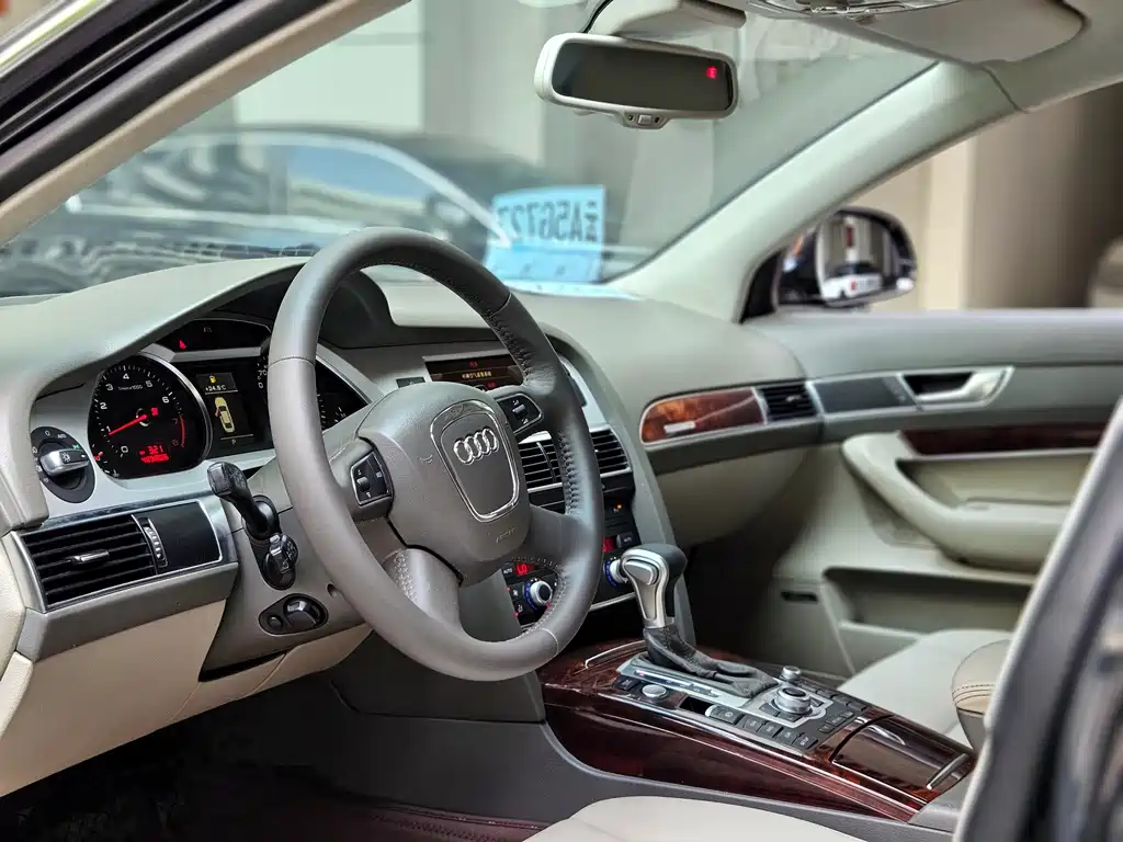 Audi A6L 2011