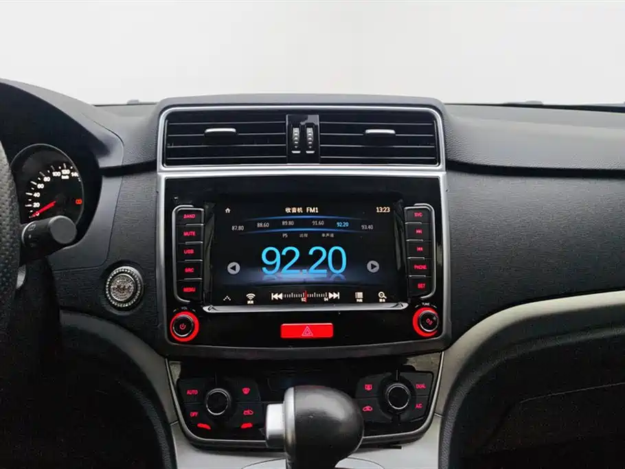 Haval M6 2020 — фото 13