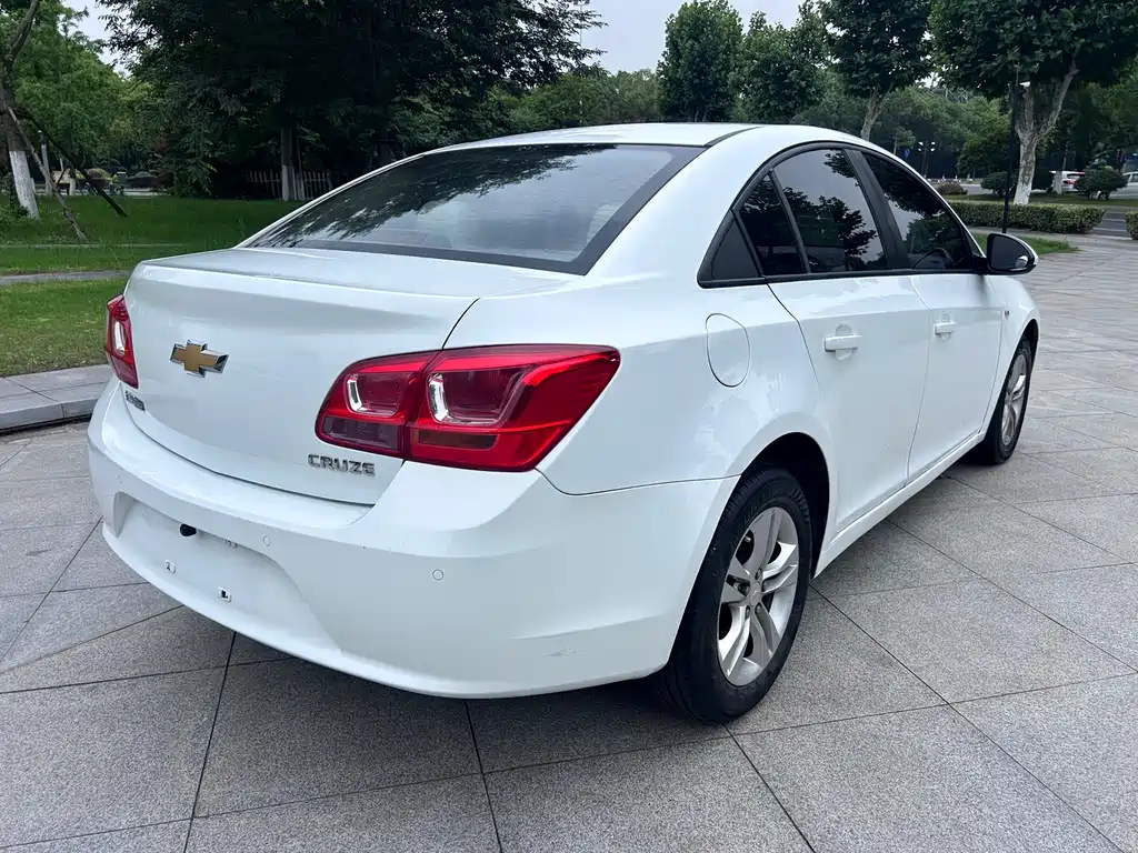 Chevrolet Cruze 2015 — фото 3