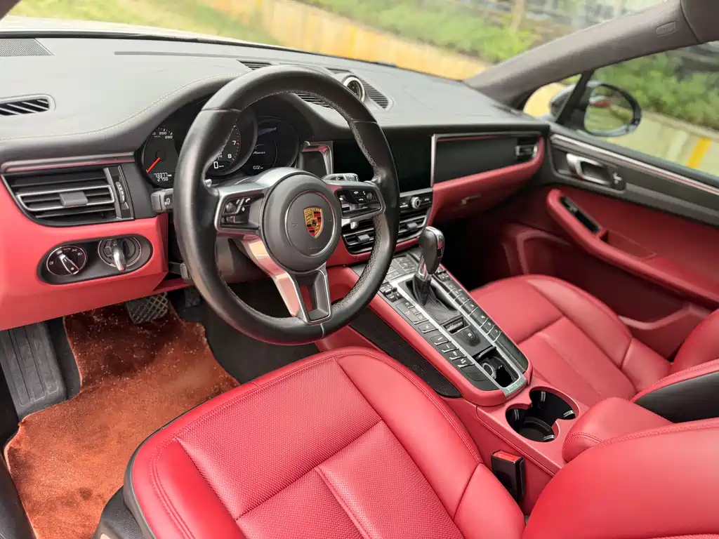 Porsche Macan 2022 — фото 16