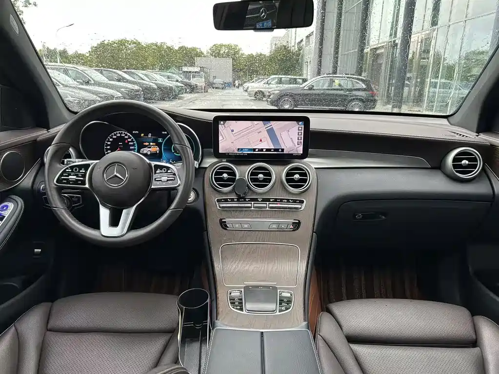 Mercedes-Benz GLC 2023 — фото 16