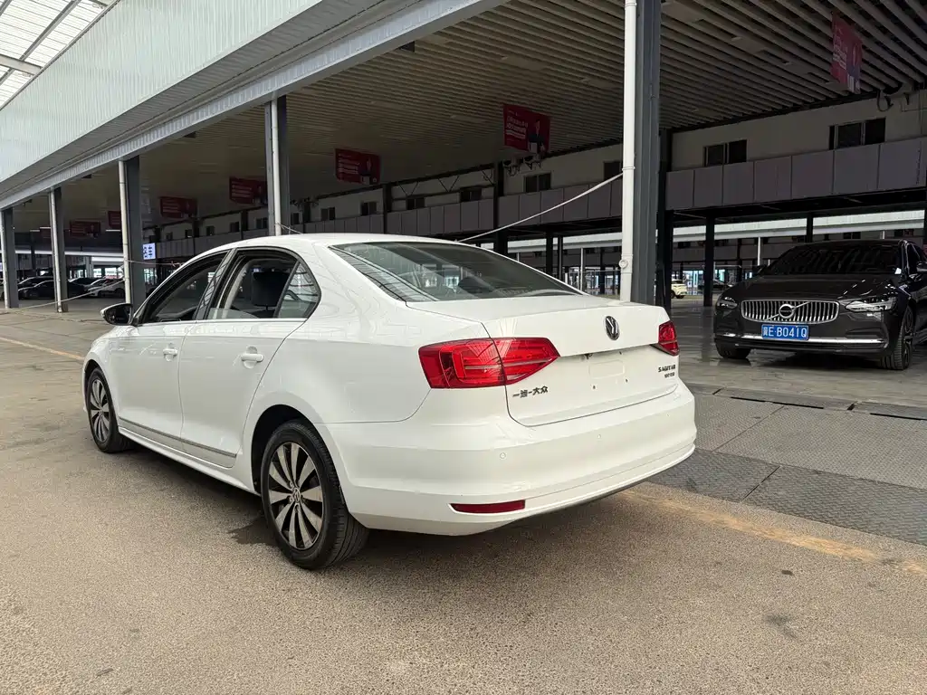 Volkswagen Sagitar 2018 — фото 16