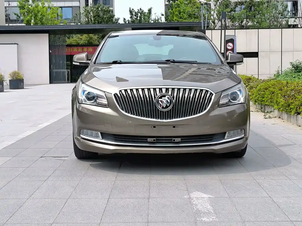 Buick LaCrosse 2015 — фото 2