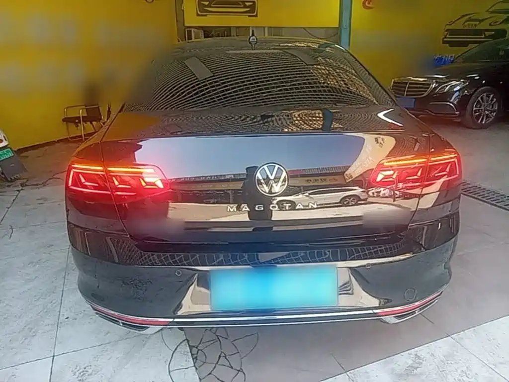 Volkswagen Magotan 2024