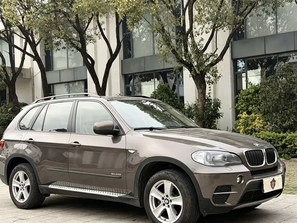 BMW X5 2011 — фото 2