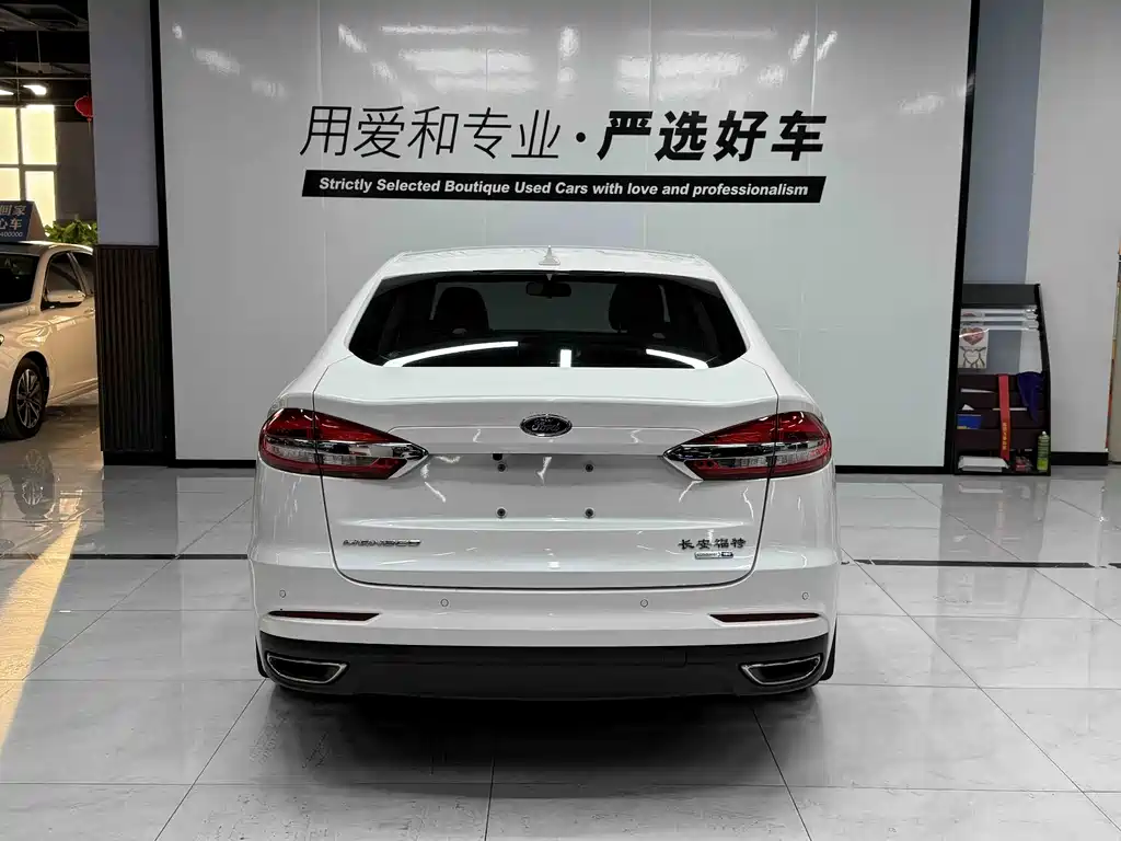 Ford Mondeo 2020 — фото 4