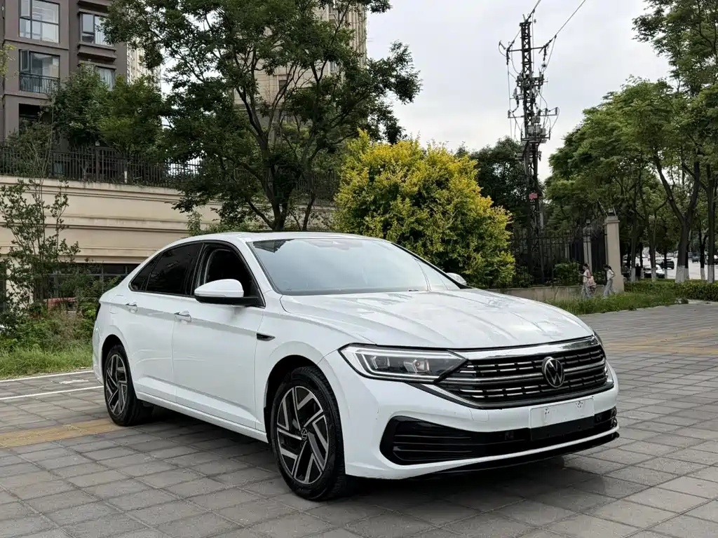 Volkswagen Sagitar 2023