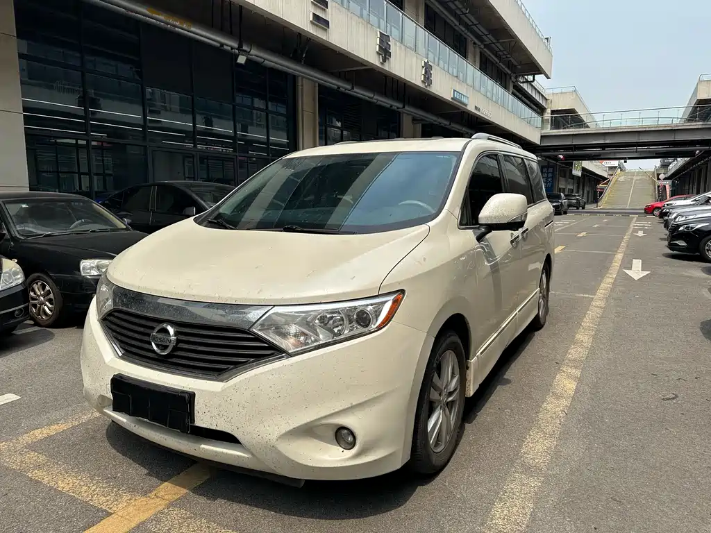 Nissan Quest 2017