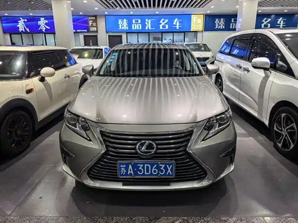 Lexus ES 2017