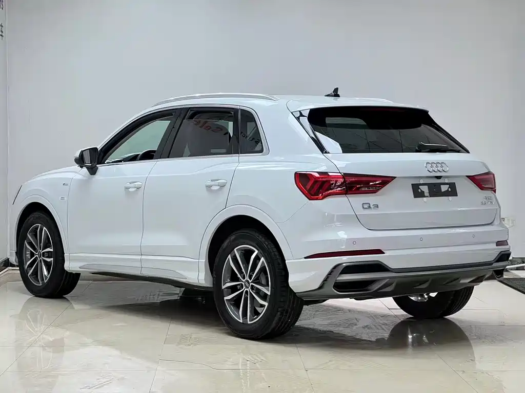 Audi Q3 2023