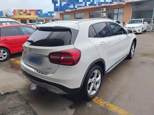Mercedes-Benz GLA 2019