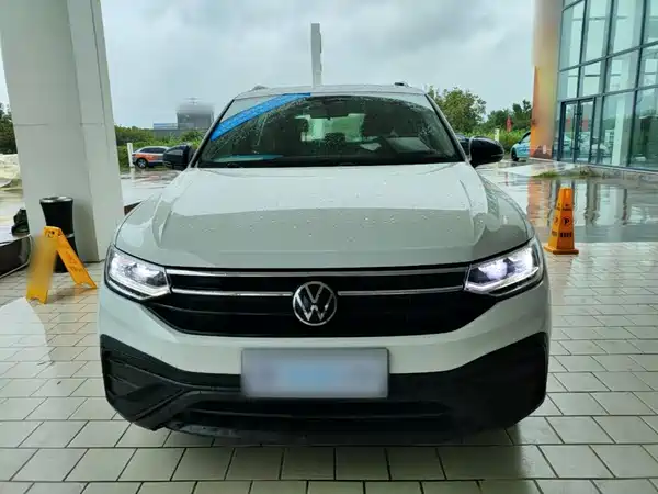 Volkswagen Tiguan L 2024