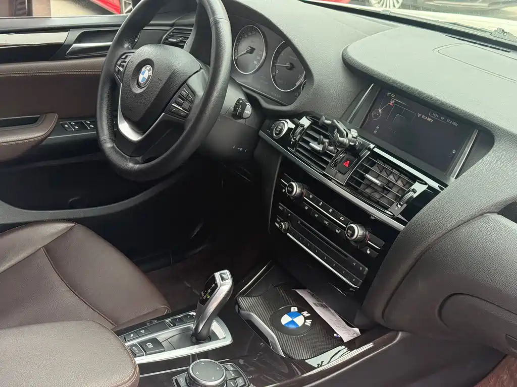 BMW X3 2016 — фото 19
