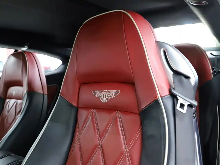Bentley Continental 2010 — фото 20