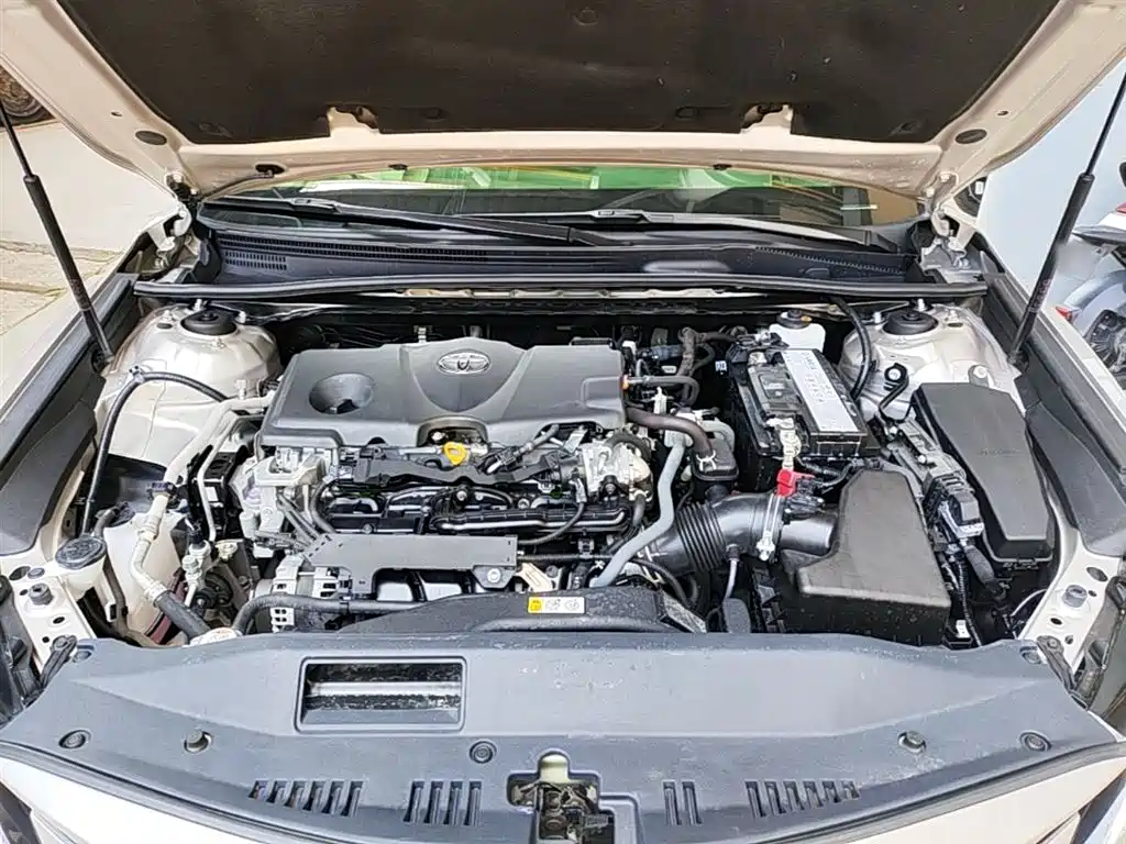 Toyota Camry 2022 — фото 20