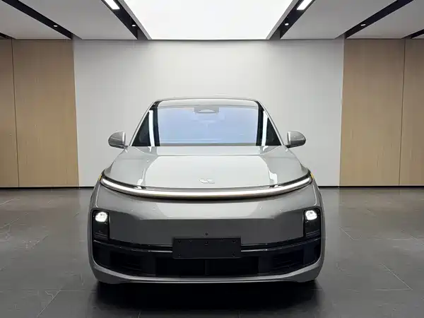 Li Auto L8 2022