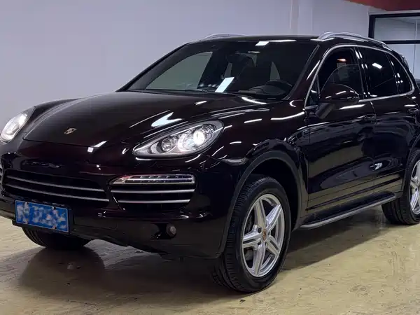 Porsche Cayenne 2014