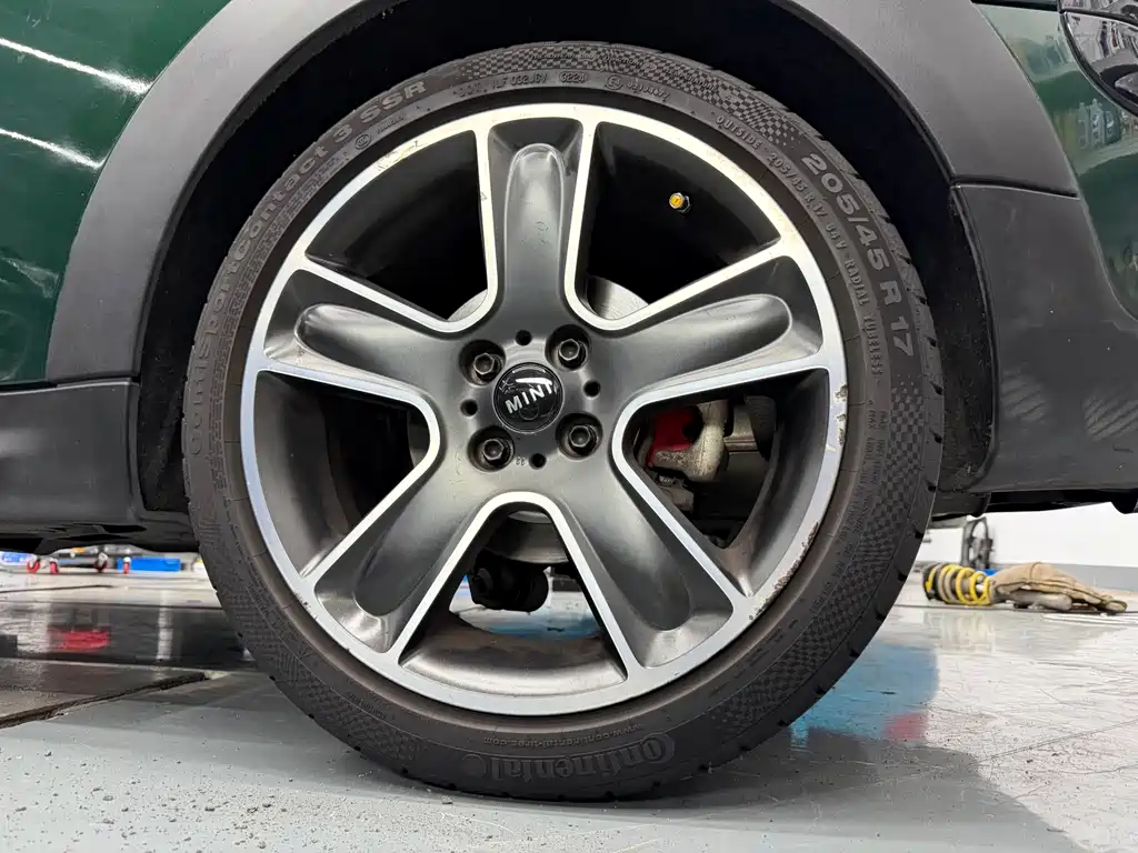 MINI Clubman 2013 — фото 12