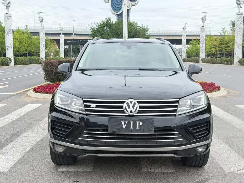 Volkswagen Touareg 2016 — фото 3