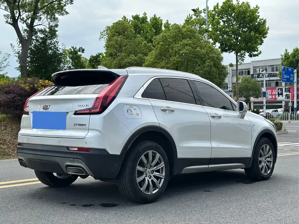 Cadillac XT4 2021 — фото 9