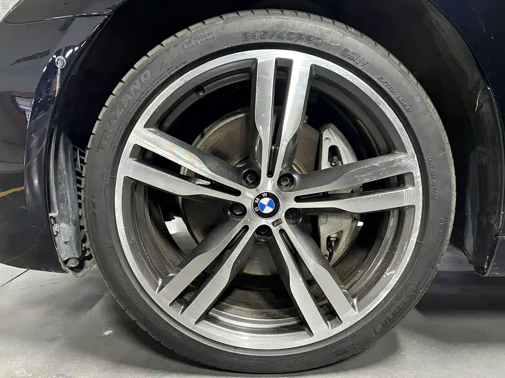 BMW 7 Series 2019 — фото 17