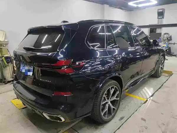 BMW X5 2025