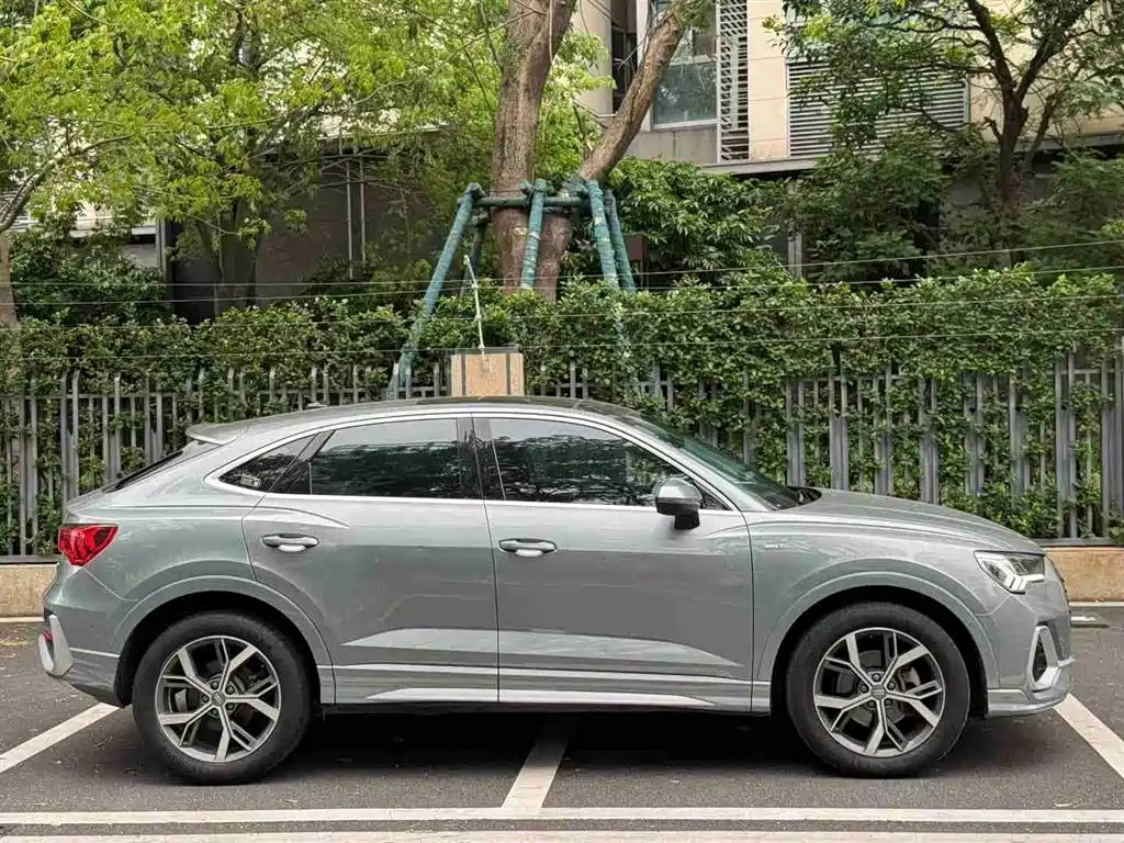 Audi Q3 Sportback 2021 — фото 4