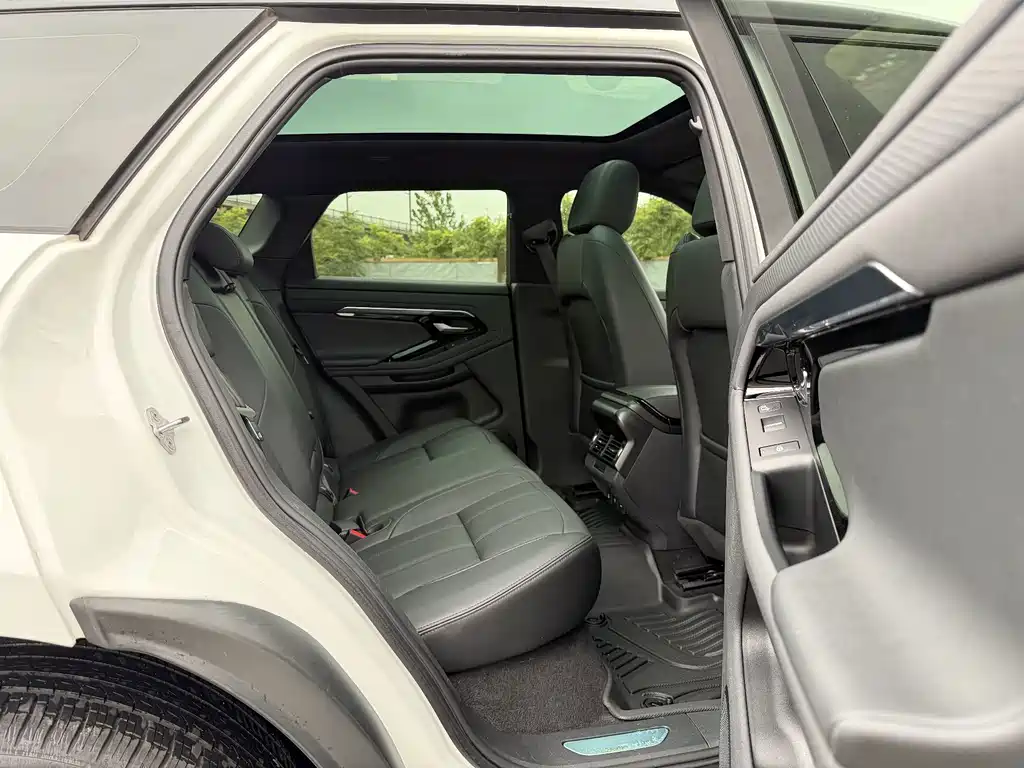 Land Rover Range Rover Evoque 2021 — фото 16