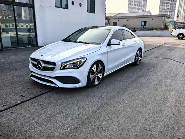 Mercedes-Benz CLA 2018